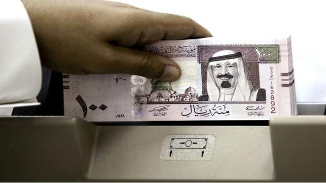 ننشر أبرز تغريدات تويتر المطالبة بإعادة النظر بمواعيد صرف رواتب السعوديين