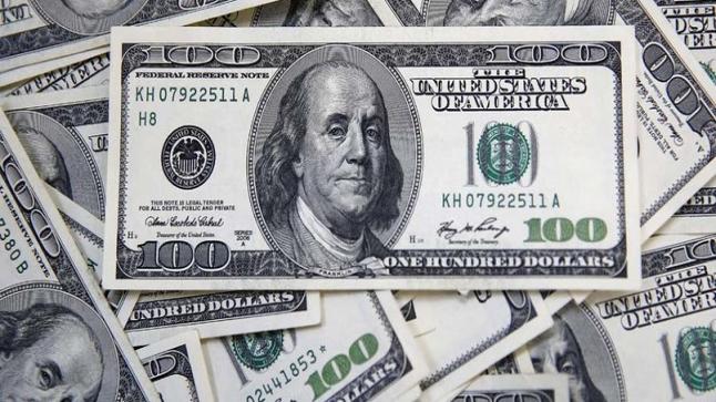 سعر الدولار اليوم الثلاثاء 5\6\2018 في البنوك ..حالة استقرار الورقة الخضراء