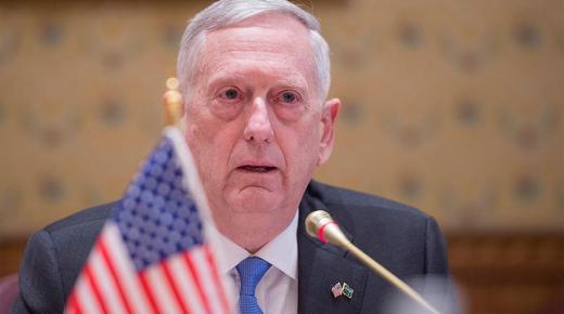 ماتيس يصل إلى كابول في زيارة مفاجئة في أعقاب هجوم مزار شريف