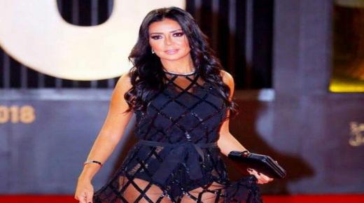 رانيا يوسف مهددة بعد أن تصدرت ترندات المواقع وأصبحت حديث الساعة