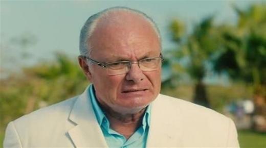 الفنان يوسف فوزي يفطر القلوب عليه بعد الكشف عن مرضه بالفيديو