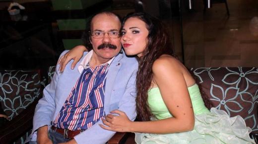 ايمي طلعت زكريا تحتفل بخطوبتها وهذه هي شبكتها