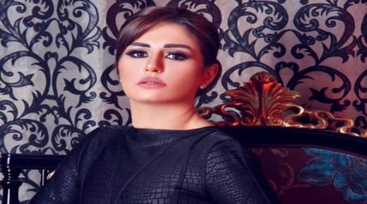 منة فضالي تنهار من البكاء وهذه قصتها مع هذا المنتج الشهير