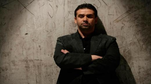 تعرف على سبب أزمة كريم عبد العزيز مع بوستر فيلمه الجديد