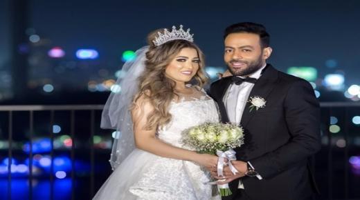 شاهد بالصور الظهور الاول لزوجة تامر عاشور وهي في فترة حملها الأخيرة