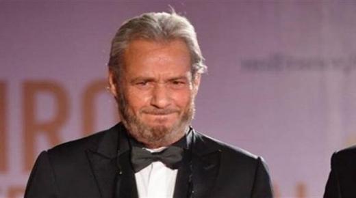 فاروق الفيشاوي يتصارع مع السرطان، وابنه يؤكد حالته حرجة