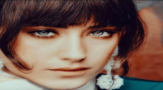 عروس اسطنبول هازال كايا تكشف الصور الاولى من ليلة الحنة قبل زفافها بأيام قليلة