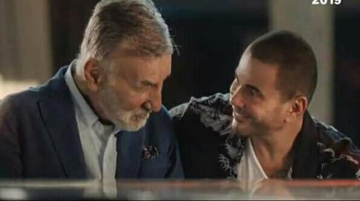 هكذا بدأ عزت أبو عوف حياته الفنية مع عمرو دياب، وهكذا انتهت معه أيضاً