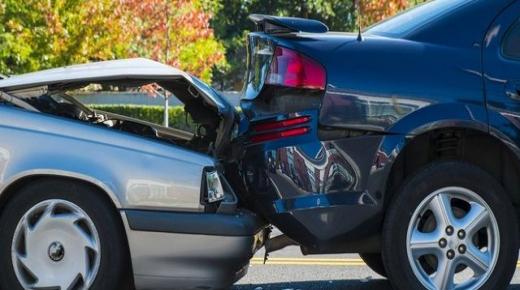 تفسير حلم حادث السيارة في المنام للعزباء والمتزوجة والحامل والأعزب