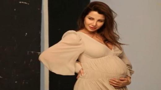 نانسي عجرم تُرزق بمولودتها الثالثة وتنشر أول صورة لها