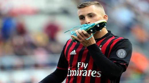 برشلونة يقرر إعادة دولوفيو خلال فترة الإنتقالات الصيفية