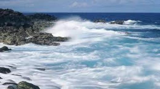 تفسير رؤية البحر في المنام للنابلسي