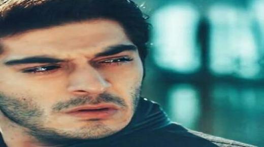 تعرف على سبب بكاء بوراك دينيز بحرقة في جنازة والدة هاندا ارتشيل