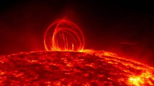 الناسا تنشر فيديو يظهر هطول أمطار على سطح الشمس من نوع ” بلازما “